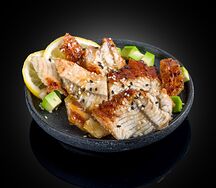 Сашими угорь