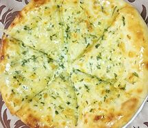 Хачапури с домашним сыром и тархуном