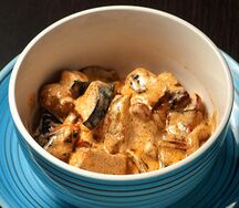 Курица с овощами в сливочном соусе