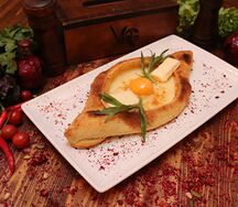 Хачапури по-аджарски