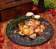 Картофель жареный с грибами