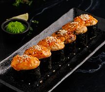 Суши Запеченный лосось