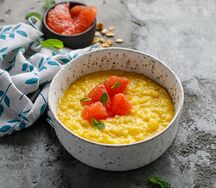 Рисовая каша на кокосовом молоке со свежим грейпфрутом