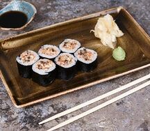 Острый ролл с угрем