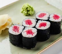 Ролл с тунцом