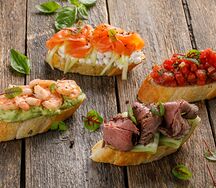 Брускетта с томатами