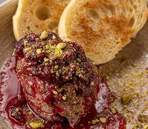 Паштет из куриной печени с красным вином и вишней