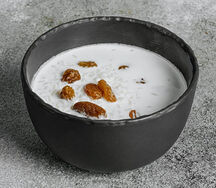 Рисовая каша с изюмом