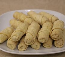 Рогалики с грецким орехом