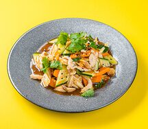 Салат со спаржей и овощами