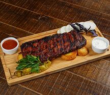 Свиные ребра BBQ с картофелем