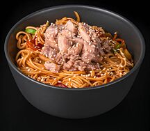 Яичная лапша с курицей в соусе терияки