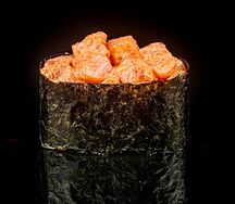 Спайси суши Лосось