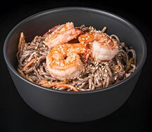 Соба гречневая с креветкой в соусе сливочный