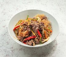 Стеклянная лапша с говядиной Black Angus