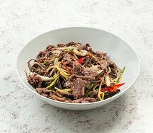 Гречневая лапша с говядиной Black Angus