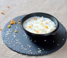 Каша рисовая с изюмом