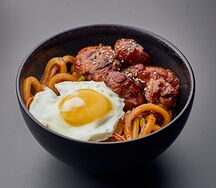 Якиудон медама с курицей терияки