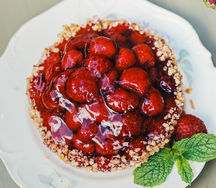 Пирожное Корзинка с малиной