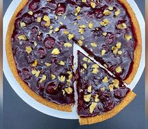 Тарт Вишня с грецким орехом