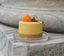 Пирожное Манго-маракуйя