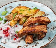 Свиные рёбрышки с гарниром