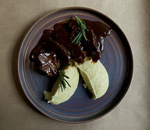 Говяжьи щечки с пюре