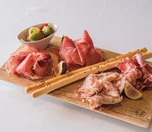 Ассорти мясное