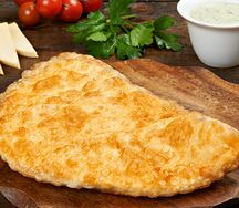 Чебурек с сыром
