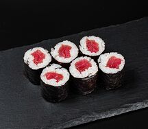 Хосомаки с тунцом