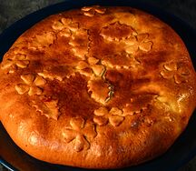 Пирог с ветчиной и сыром