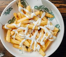 Картофель фри с горгондзолой