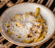 Картофель фри с пармезаном