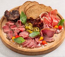 Мясная тарелка