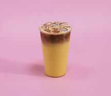 Айс Капучино Банановый бисквит с клубникой