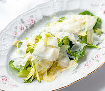 Карпаччо из артишоков, рукколы, трюфеля