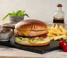 Pranzo cвинoй с картофелем фри