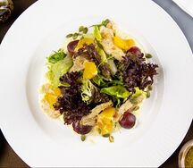 Куриный салат с апельсиновым соусом