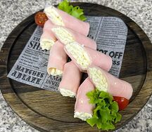 Рулетики с ветчиной и сыром
