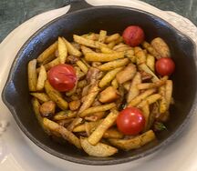 Картофель, жаренный с белыми грибами