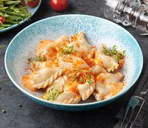 Вареники с крабом и креветкой