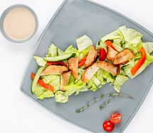 Салат Итальянский с цыпленком и мясным соусом