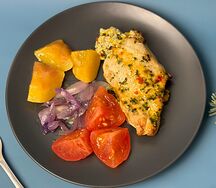 Куриная грудка с персиками