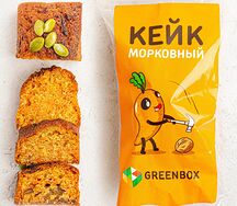 Пряный морковный кейк с орешками