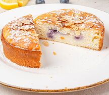 Творожная запеканка с лесной черникой