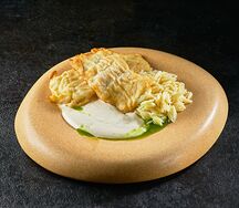 Палтус под сливочным соусом и пастой орзо
