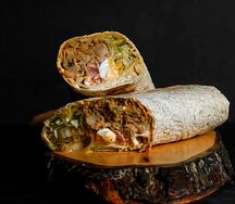 Ролл с рваной курицей