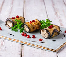 Баклажаны, фаршированные грецкими орехами