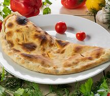 Кальзоне с ветчиной