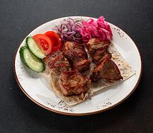Шашлык из cвинoй шейки